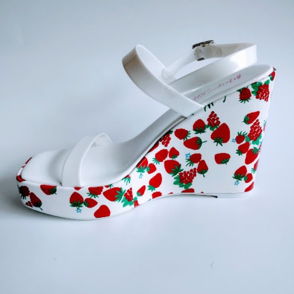 NEW BETSEY JOHNSON Shiny White Red Strawberry Design Wedge Sandal Shoes - Picture 2 of 5